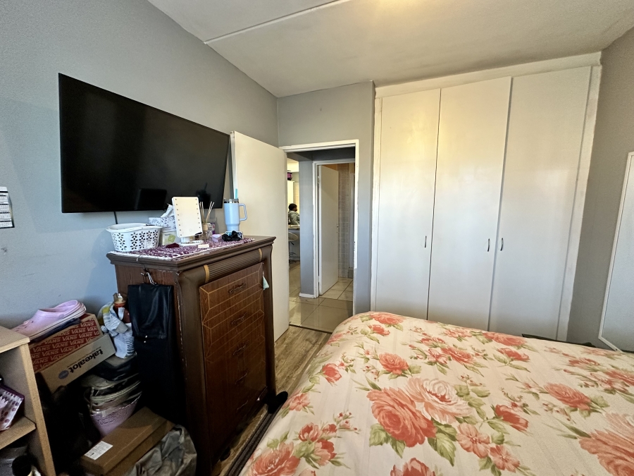 2 Bedroom Property for Sale in Klipkop Western Cape